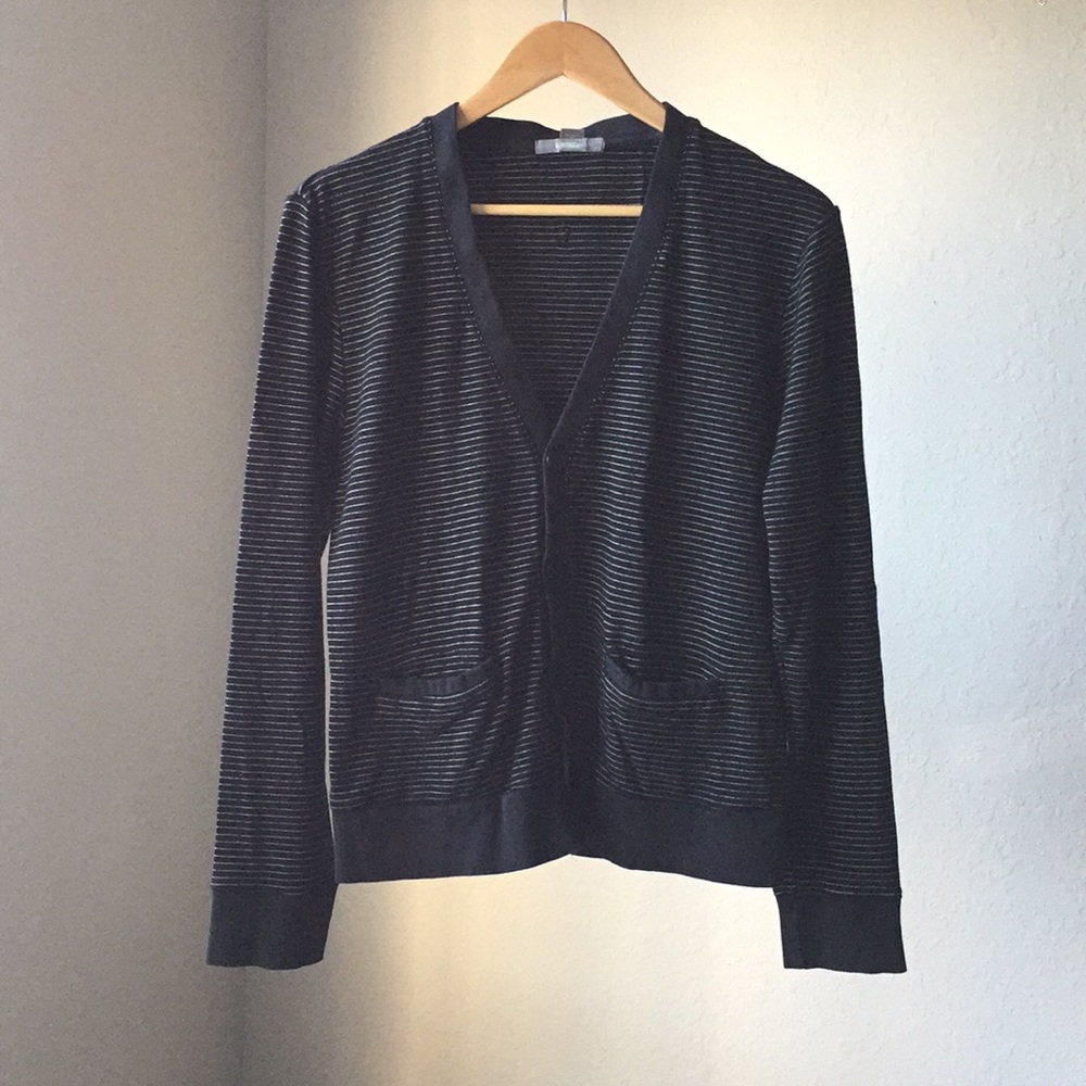 men’s cardigan (ALL MEN's ITEM OPEN TO OFFERS)